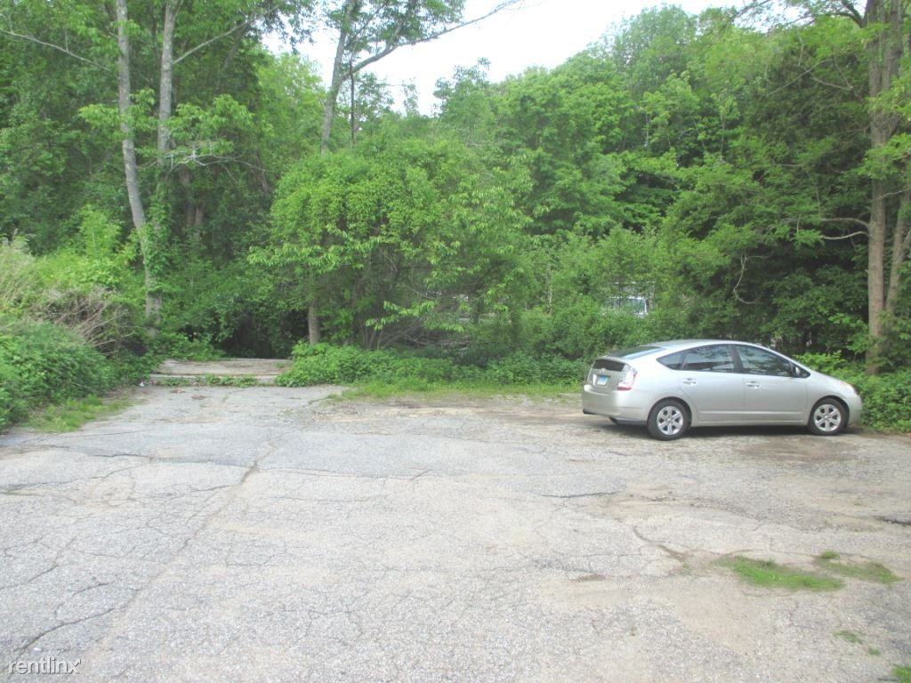 1264 Main St - Photo 2 of 8