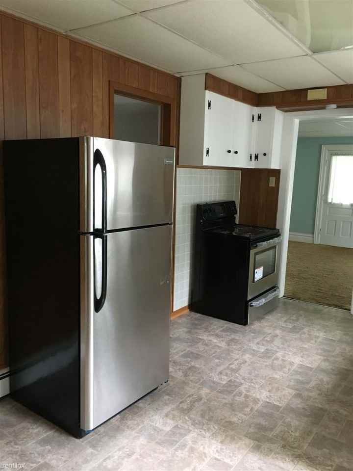 350 E Main St - Photo 2 of 16