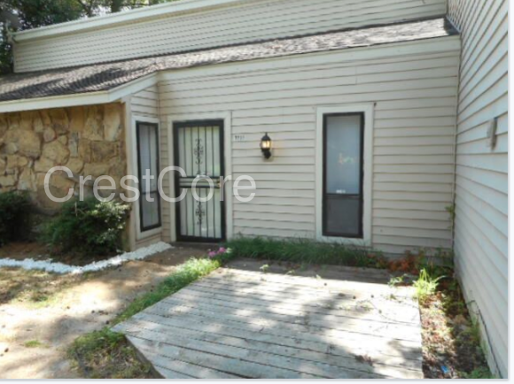 3235 Drayton Woods Dr - Photo 2 of 18
