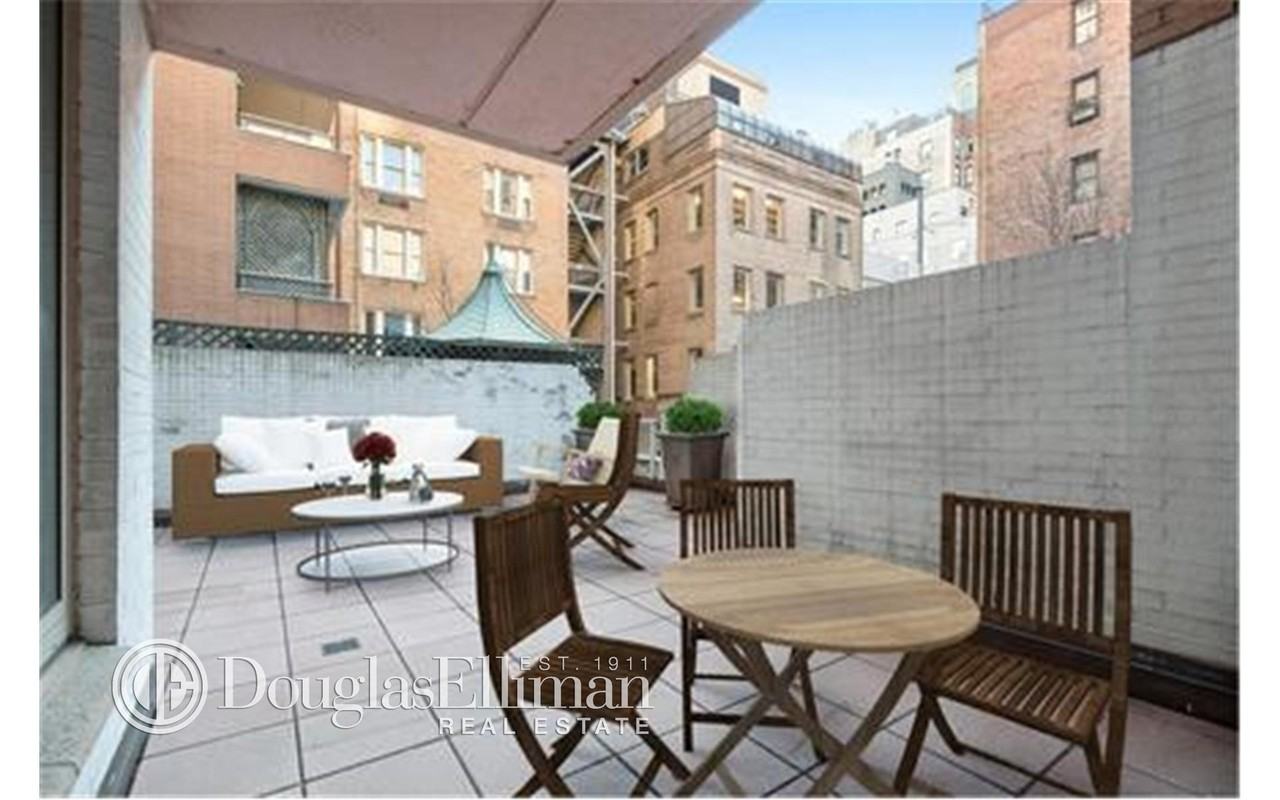 30 E 85th St #3D