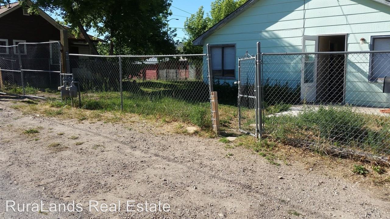 151 S 9th St - Photo 3 of 11