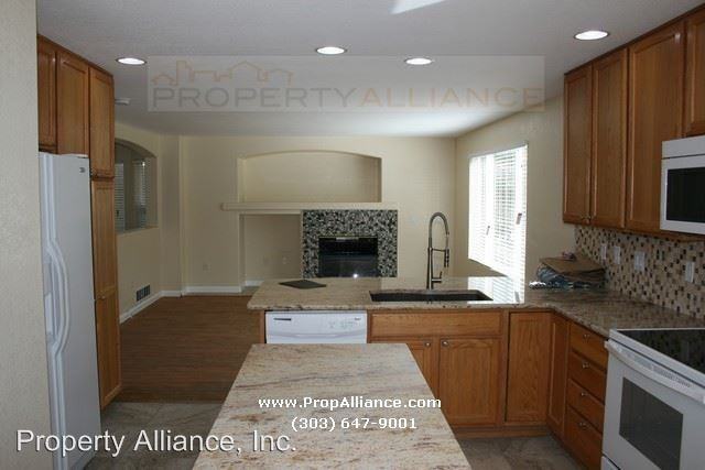 5468 Ben Park Cir - Photo 2 of 32