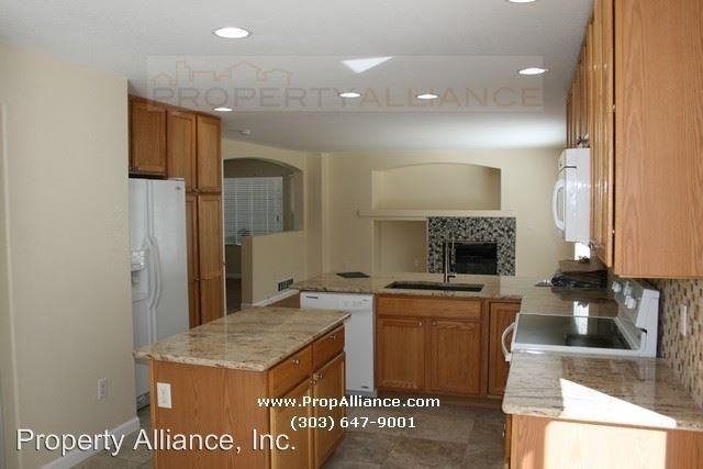 5468 Ben Park Cir - Photo 3 of 32