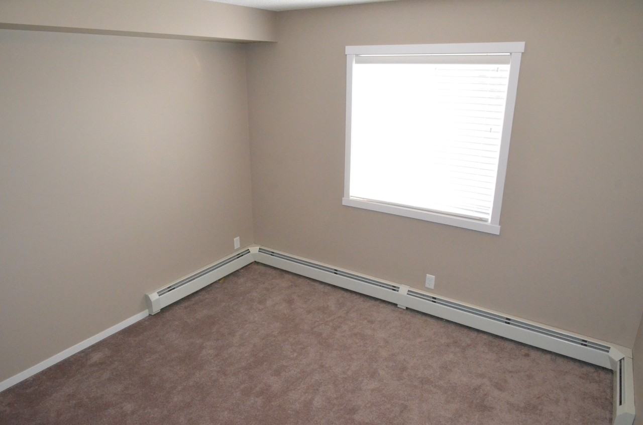 3703-3481 James Mowatt Trail SW - Photo 3 of 6