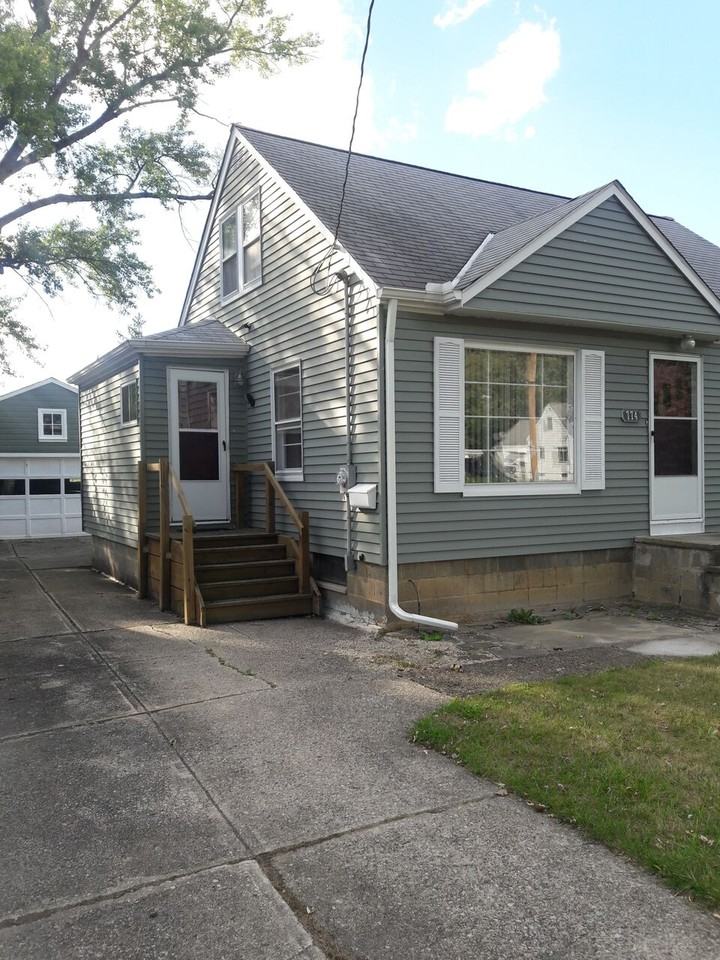 774 Mc Kinley Ave - Photo 2 of 28