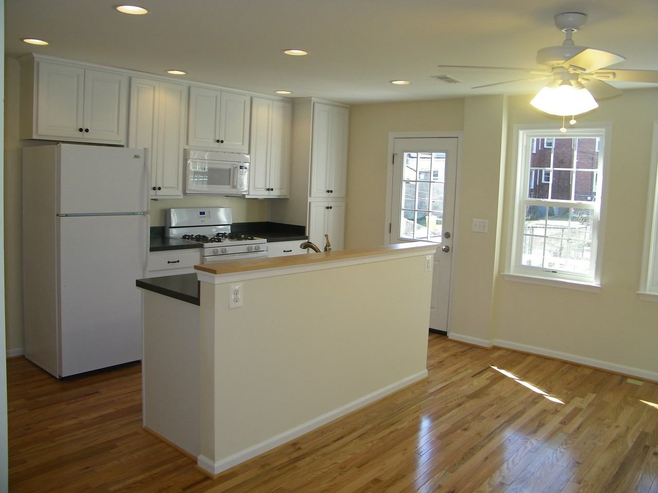 5011 Brookwood Rd - Photo 3 of 5