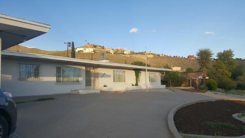 4026 N Stanton St - Photo 3 of 26