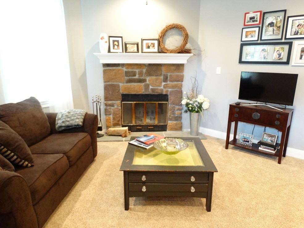 412 Maple St - Photo 2 of 23