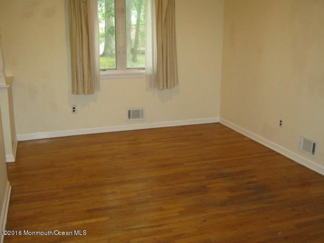 3 Norman Ln - Photo 2 of 9