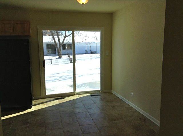 17861 Princeton Ln - Photo 3 of 14