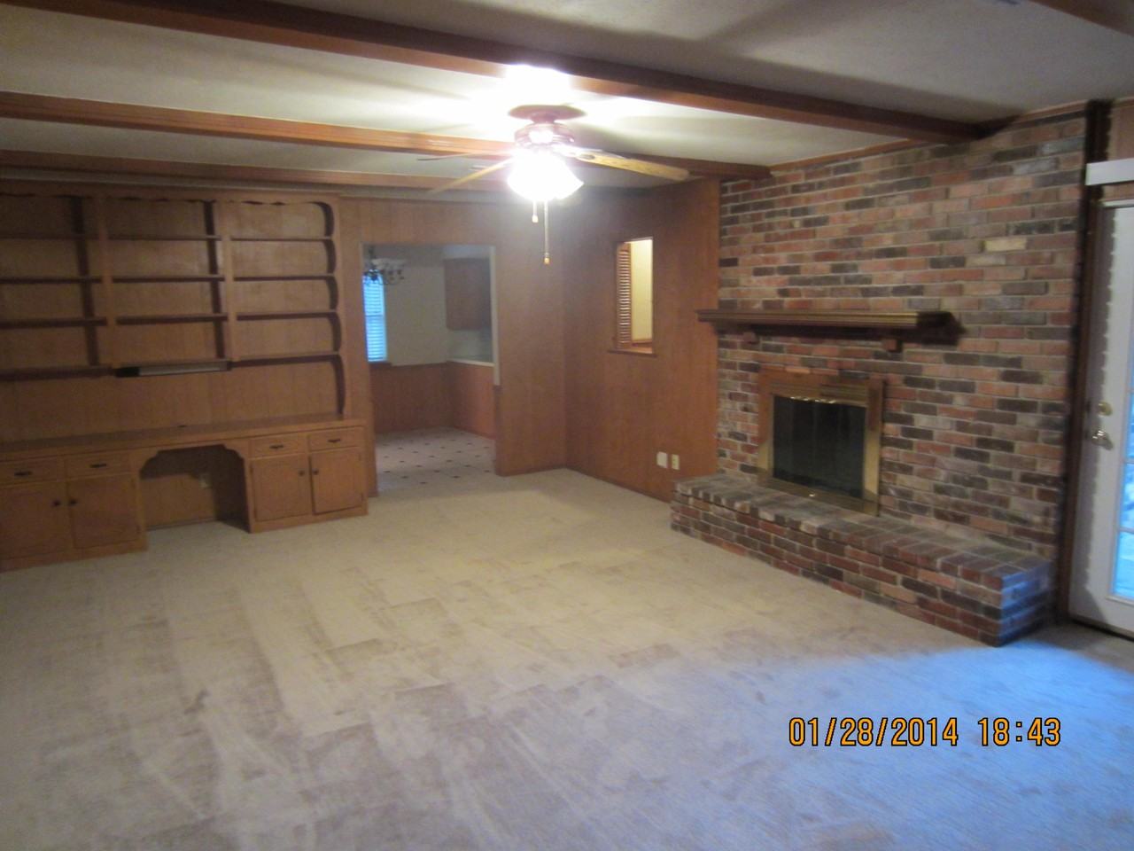 2629 Brookview Dr - Photo 2 of 15