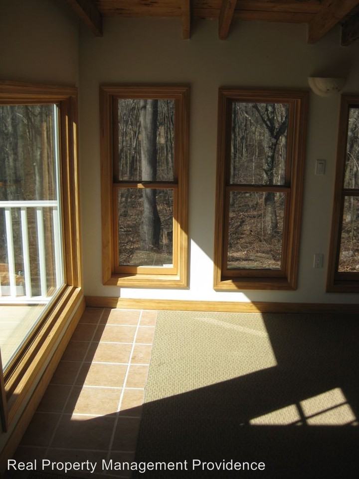 17 Buena Vista St - Photo 2 of 14