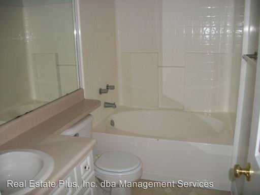 Stallings Investments-CD Apartments, LLC Christopher Downs Apts - Photo 3 of 7