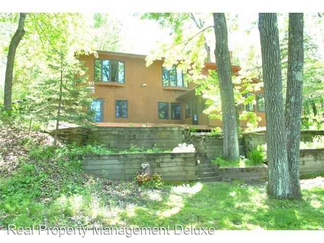 20860 Barryville Rd - Photo 3 of 17