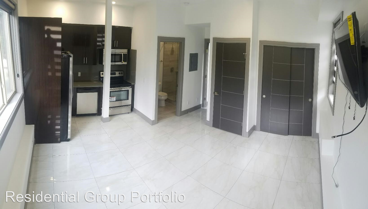 910 Renton Avenue South - Photo 2 of 11