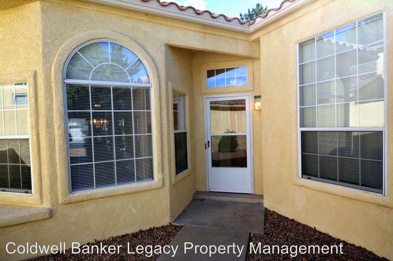 1104 Titleist Dr NE - Photo 3 of 25