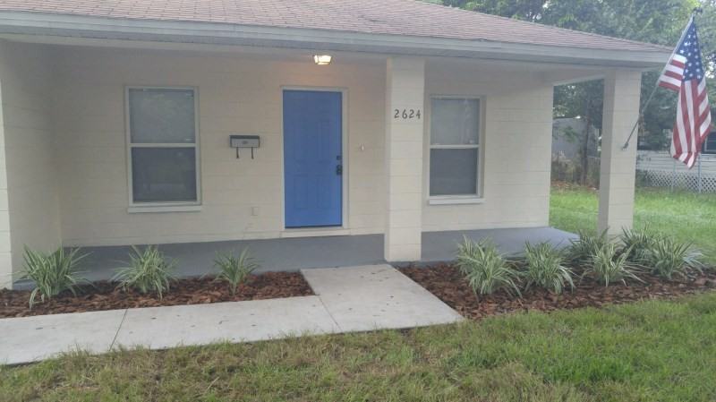 2624 E 29th Ave - Photo 2 of 22