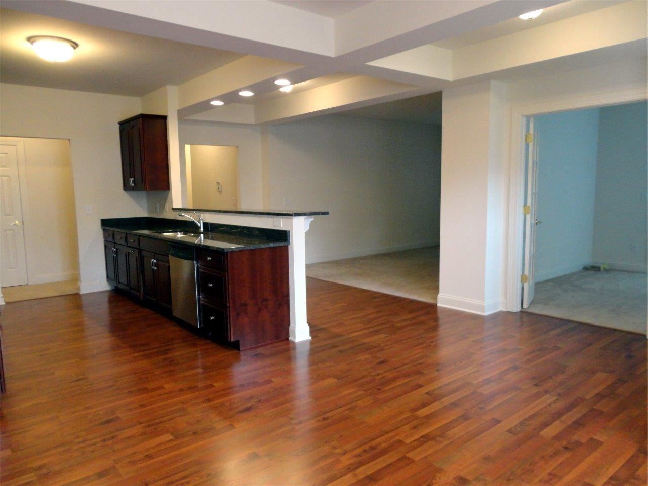 207 Vly Pointe Drive - Photo 3 of 18