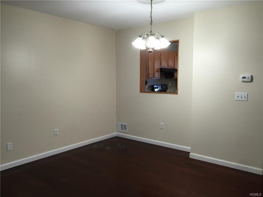 30 Clara Ct - Photo 3 of 15