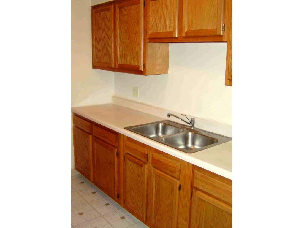 Dynasty House - Photo 3 of 8