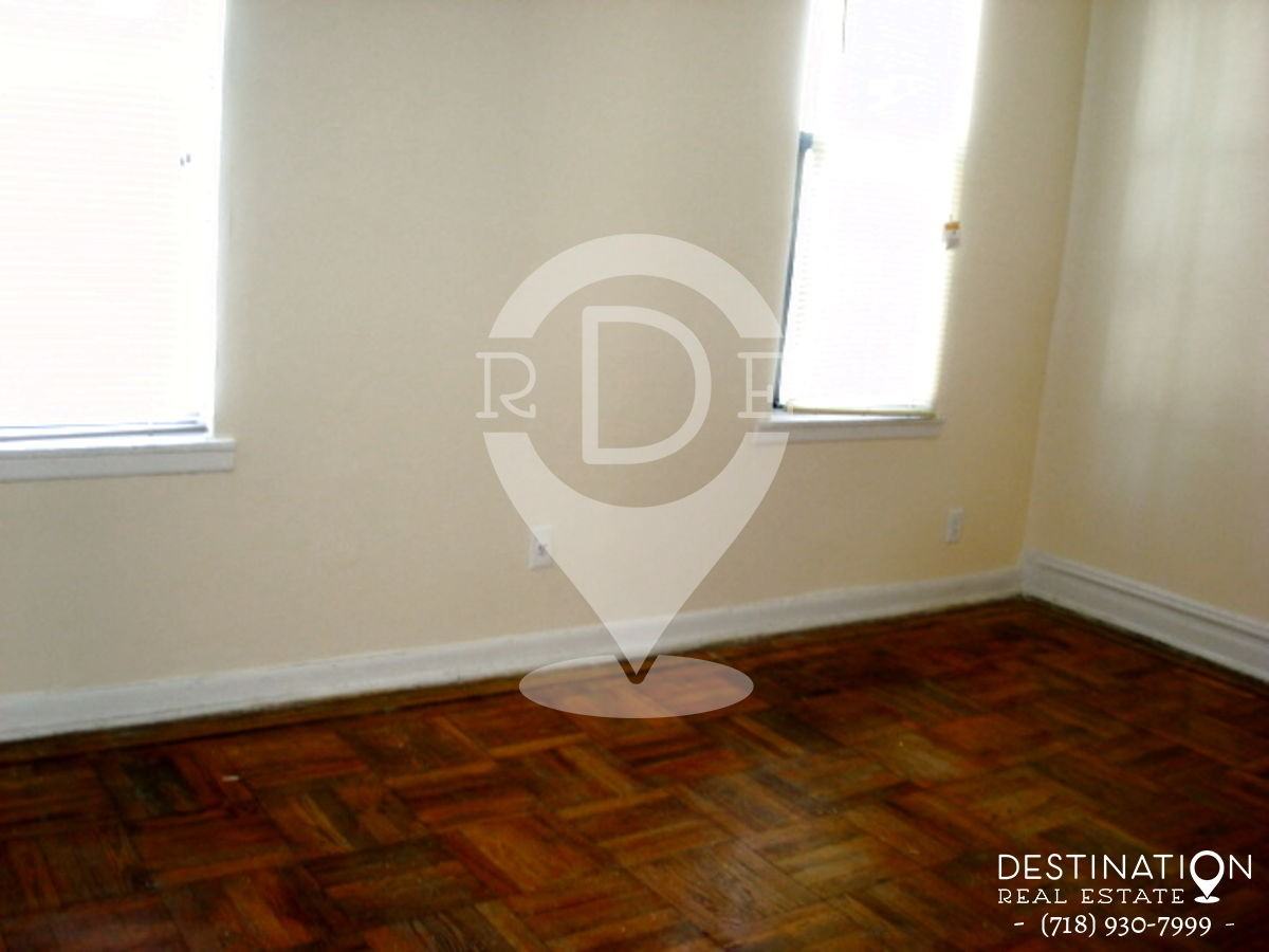 1900 51st St - Photo 2 of 6