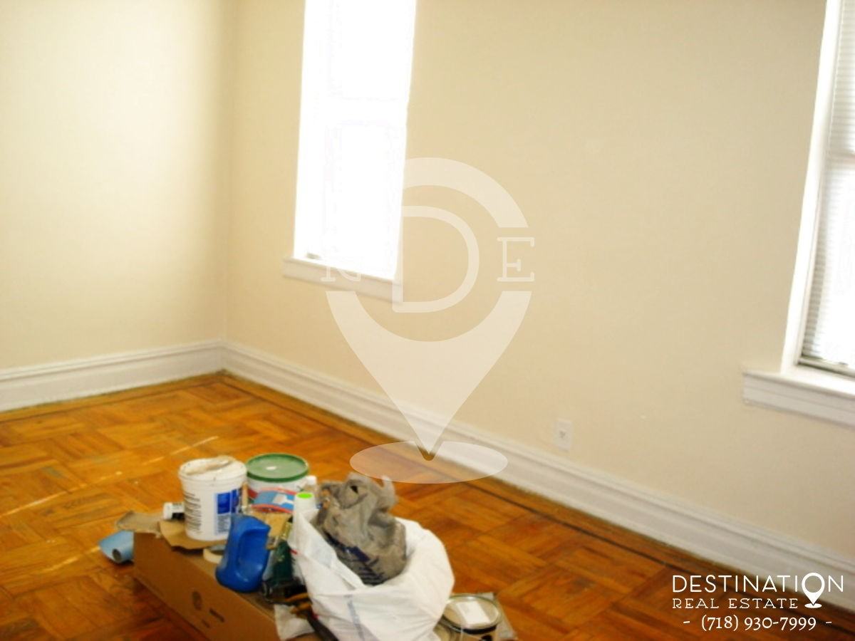 1900 51st St - Photo 3 of 6