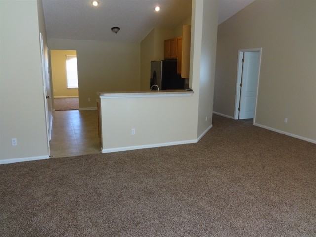 209 Fort Milton Dr - Photo 3 of 11