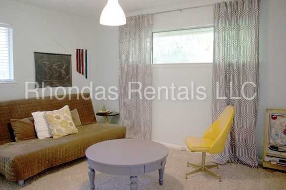 727 Green Castle Dr - Photo 2 of 18