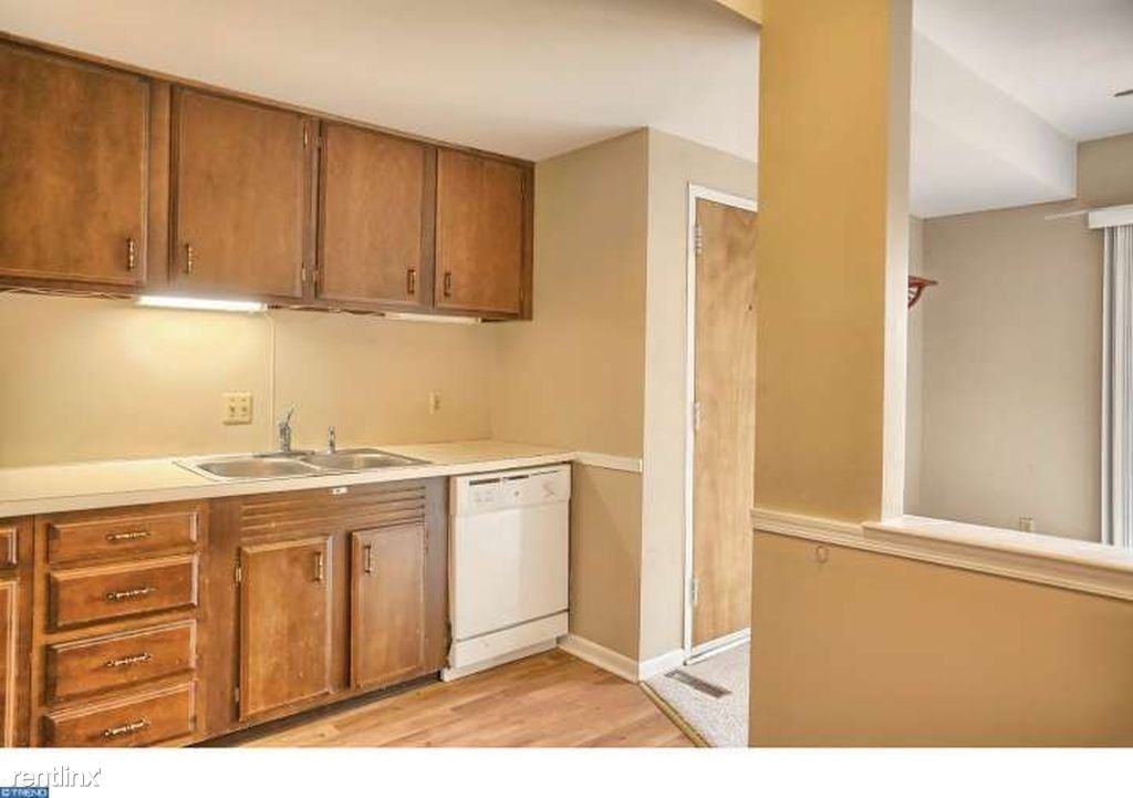 7 Fairway Rd - Photo 2 of 16