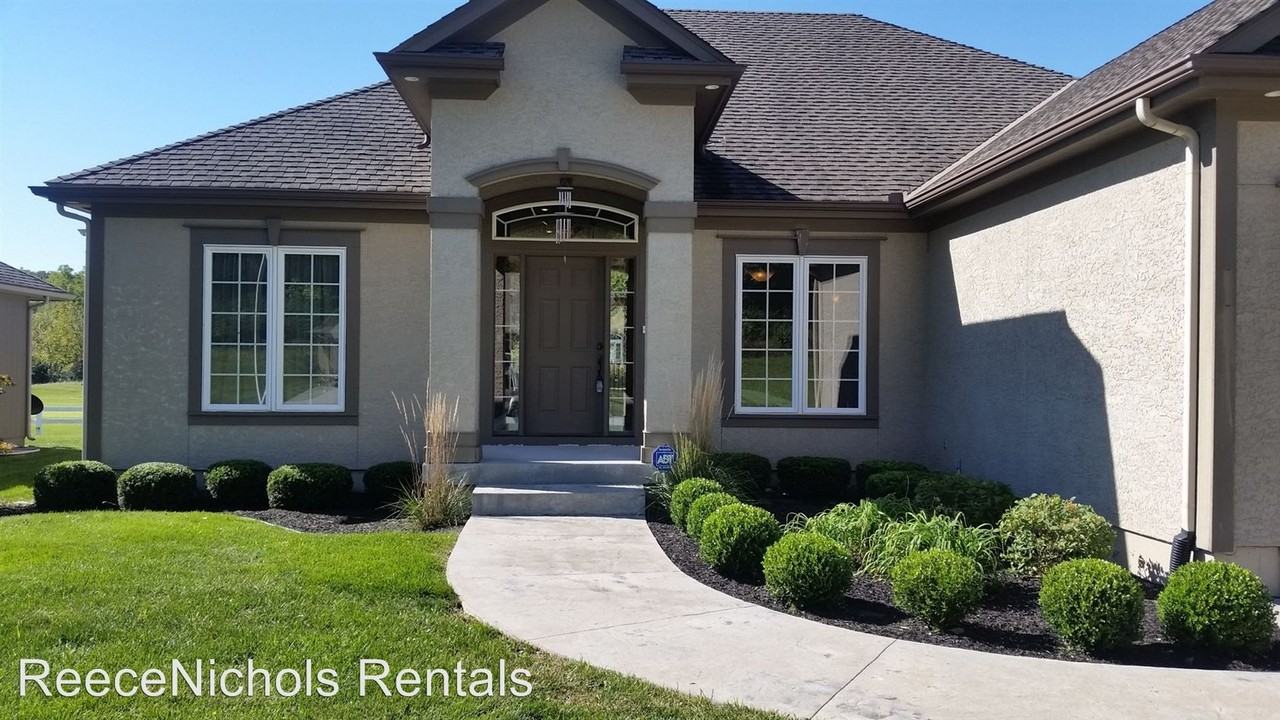 12201 E 89th Terrace - Photo 2 of 29