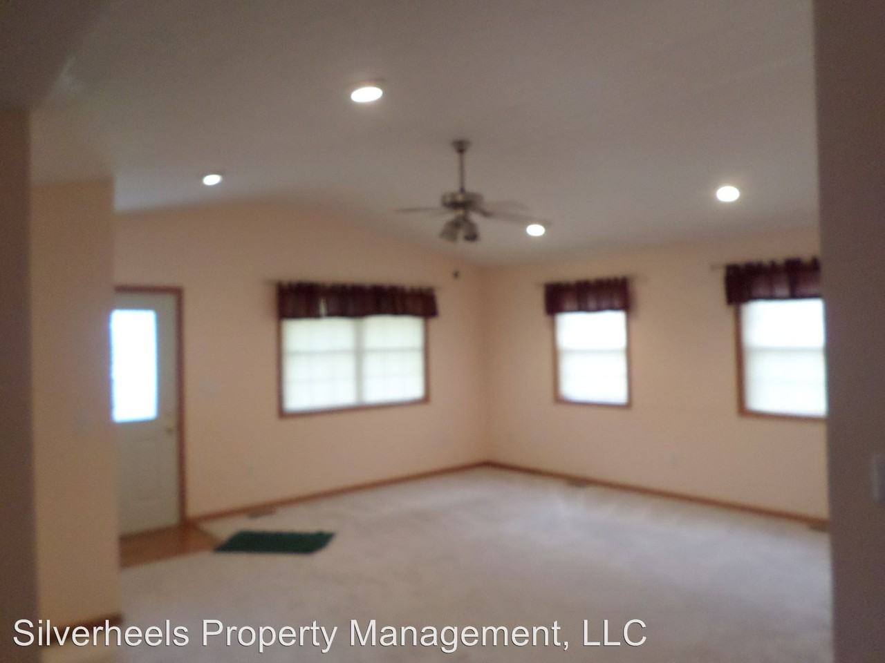 111 37th St - Photo 2 of 13