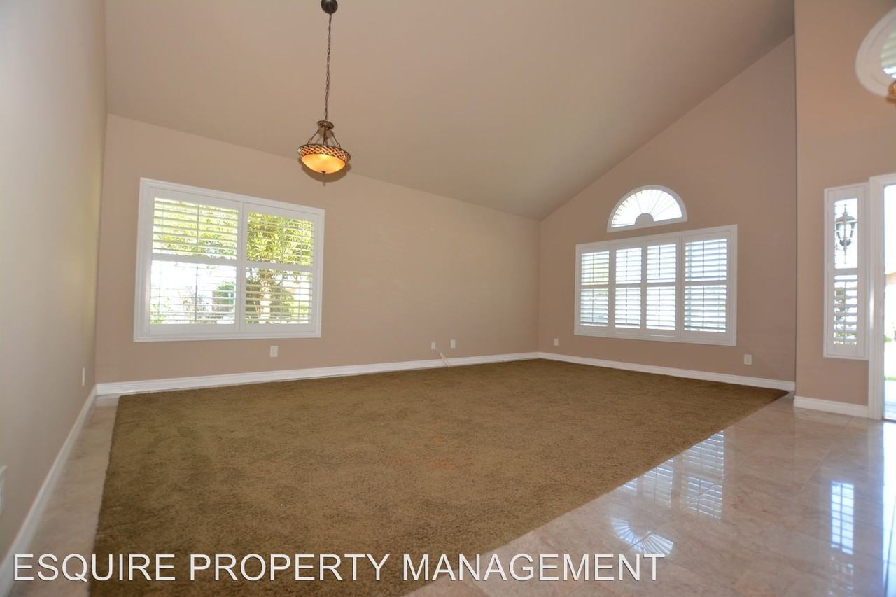 1620 Paso Robles Ct - Photo 3 of 19