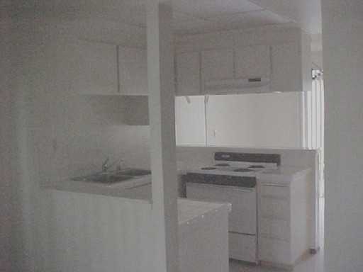 1053 Delna Manor Ln - Photo 2 of 7