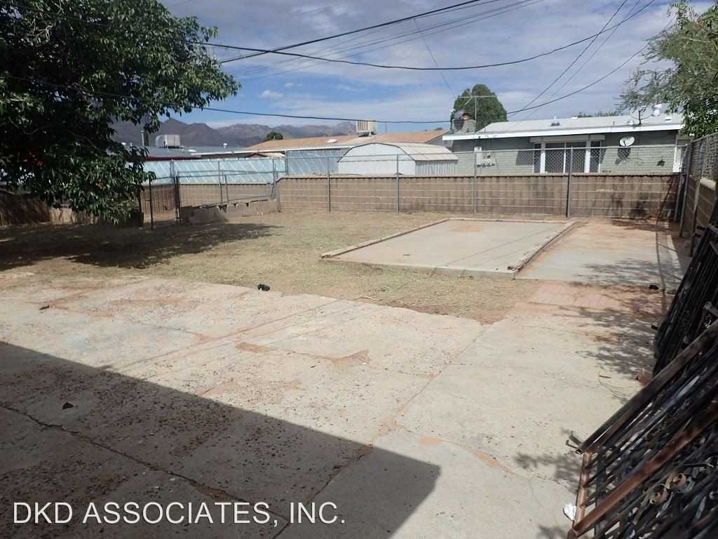 5405 Marie Tobin Dr - Photo 3 of 24