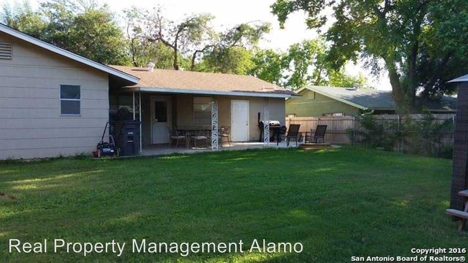 8815 Adams Hill Dr - Photo 2 of 6