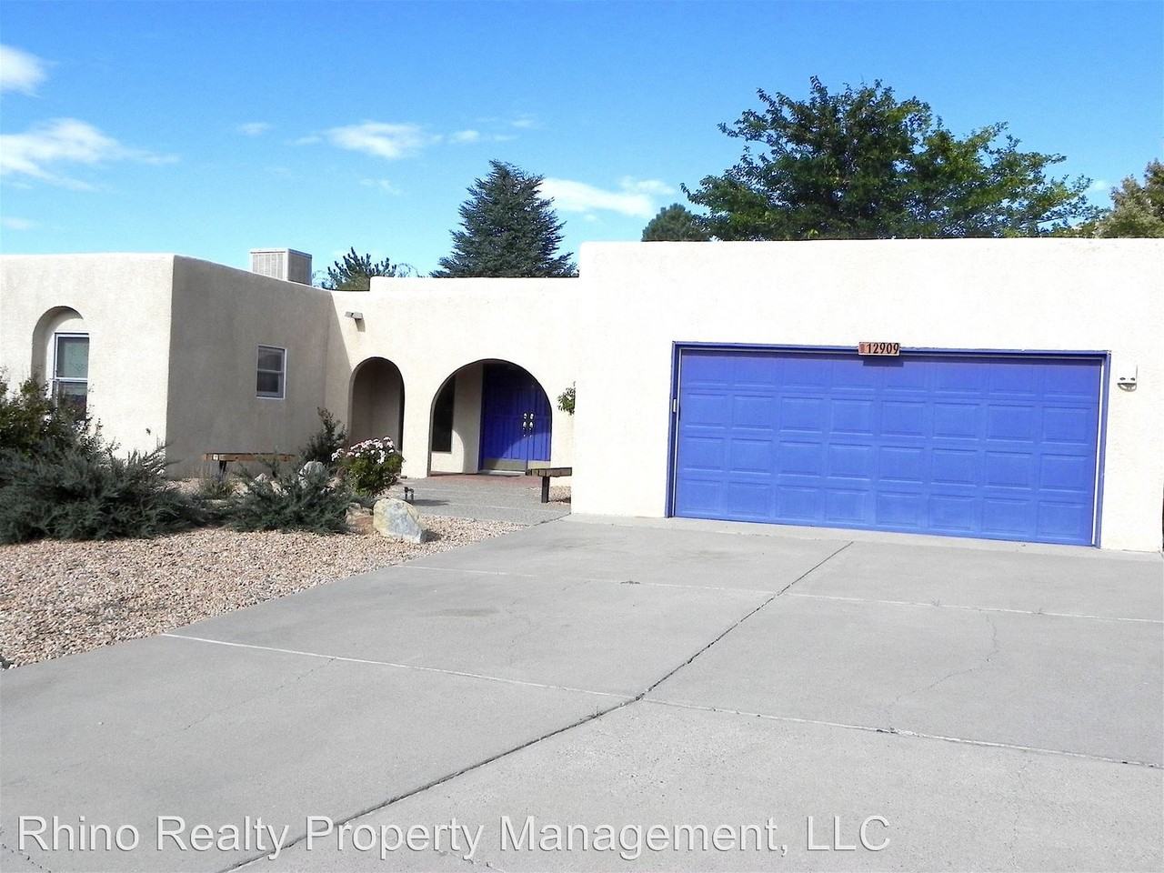 12909 Tierra Montanosa Ct NE - Photo 2 of 44