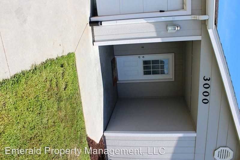 3000 Brookville Dr - Photo 3 of 30