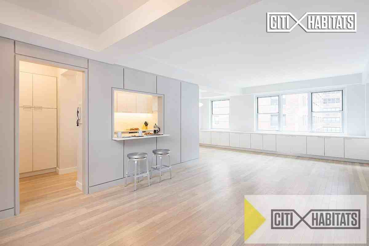 2nd Ave & E 80th St #10-F