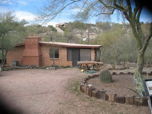 4980 N Camino Esplendora - Photo 2 of 10