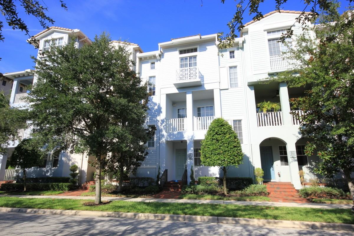 6013 Bowen Daniel Dr