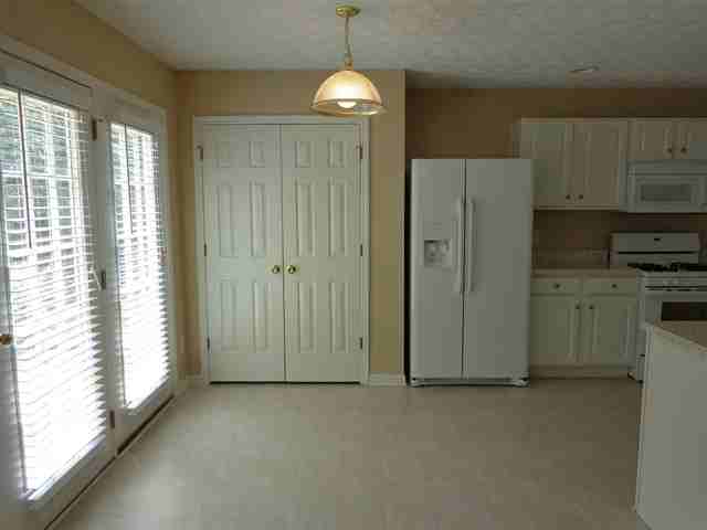329 Meadows Ln - Photo 3 of 18