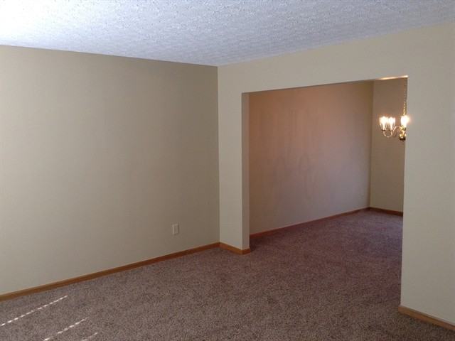 7329 Snowberry Ln - Photo 2 of 13