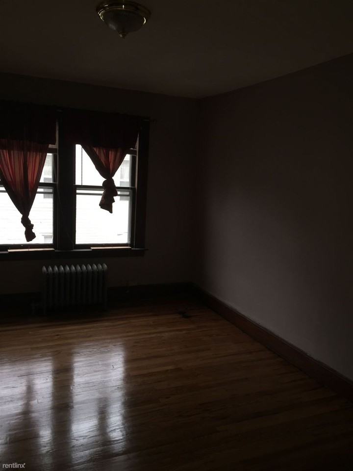 86 Winthrop St - Photo 3 of 24