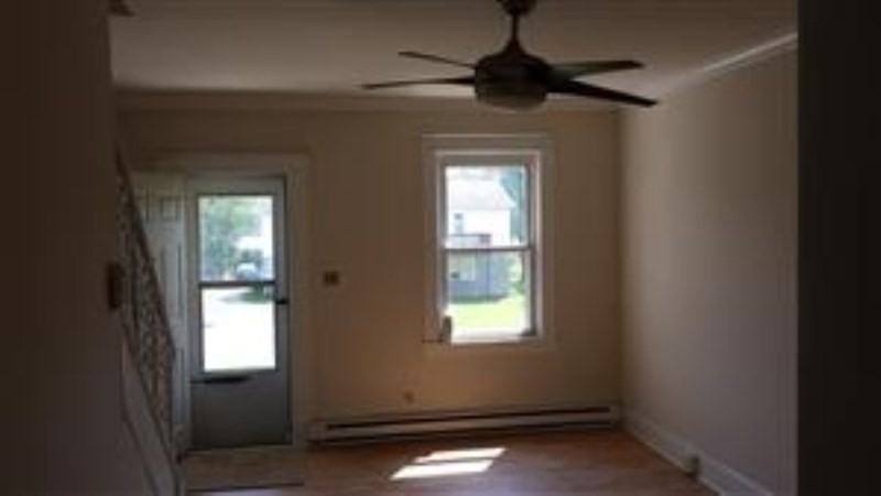 9223 North Point Rd - Photo 3 of 6