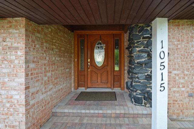 10515 W Walter Dr - Photo 2 of 15