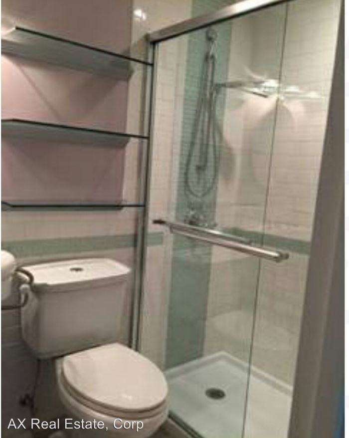 510 N Barry Ave - Photo 3 of 3