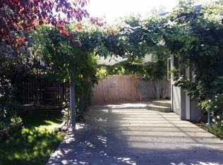 9539 Wellington Cir - Photo 2 of 18