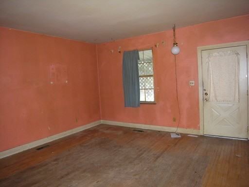 820 3rd St - Photo 2 of 13