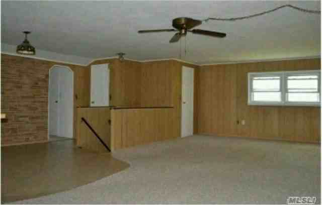 58 Broadway - Photo 3 of 3