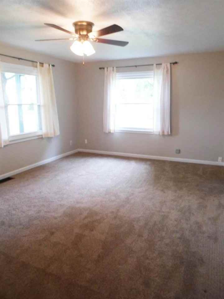 148 W Michigan Ave - Photo 3 of 10